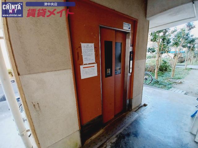 上浜団地 3号棟