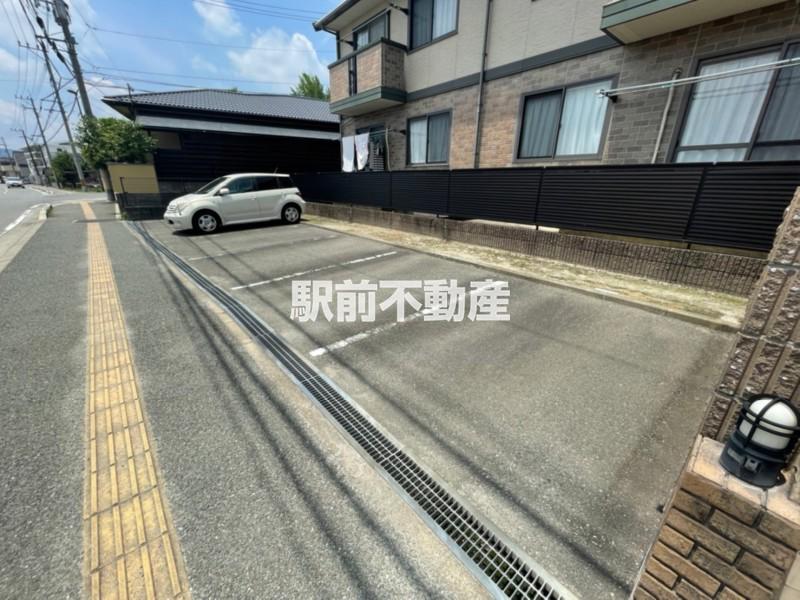 ラフィーヌ A棟