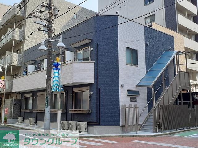 コンブリオナガセ