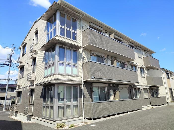 クレセント新町