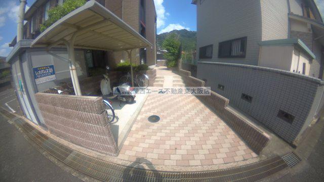 レオパレスブラウニー