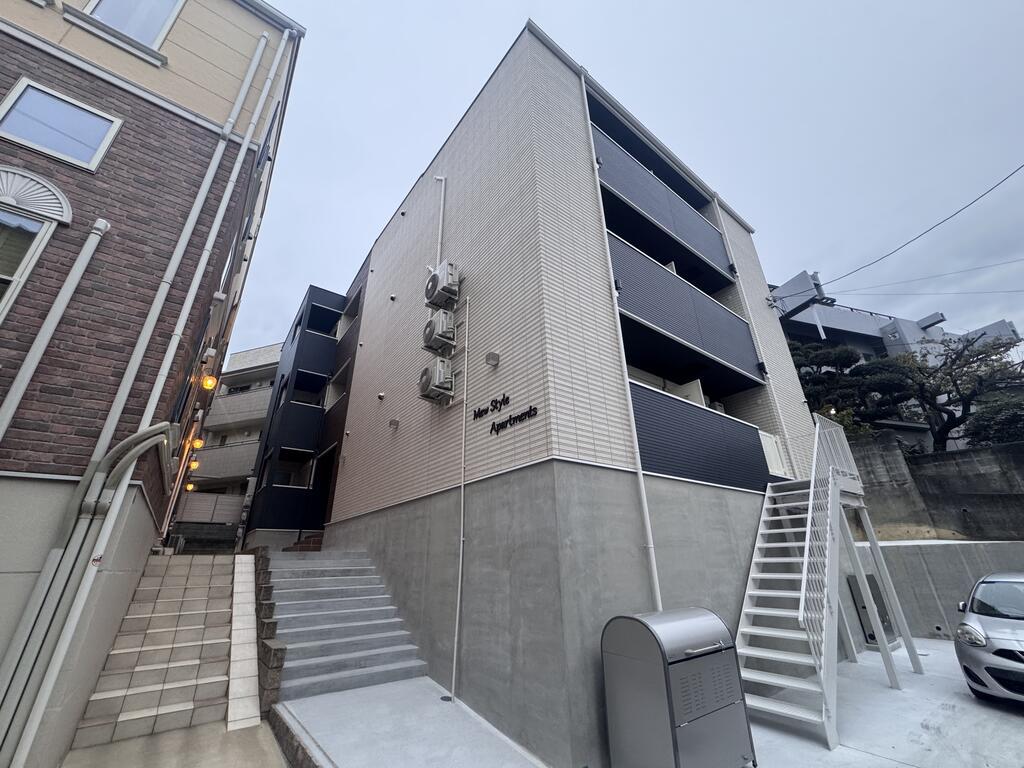 MEW STYLE APARTMENTS