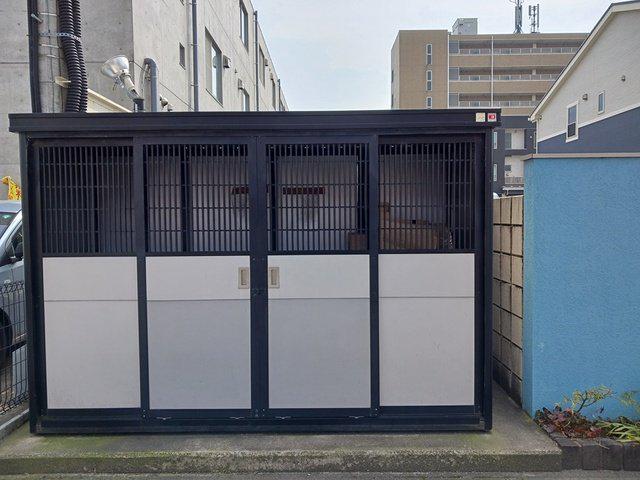 フランセス高柳 II
