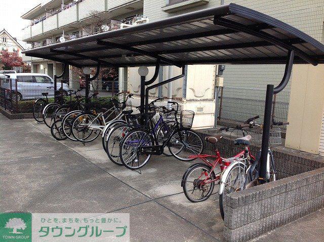 レオパレスフェリス