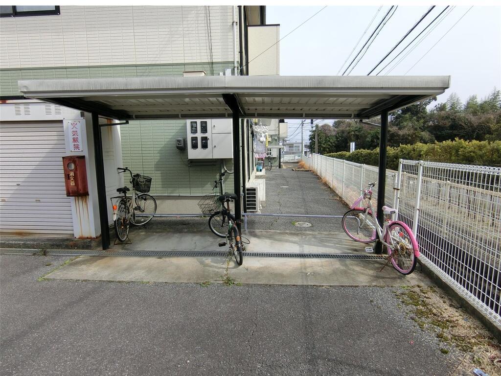 コスモヒルズA棟
