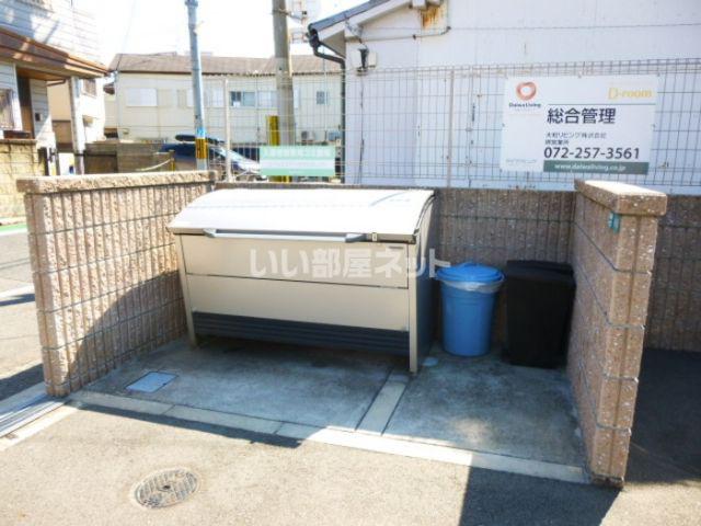 バークレー石津