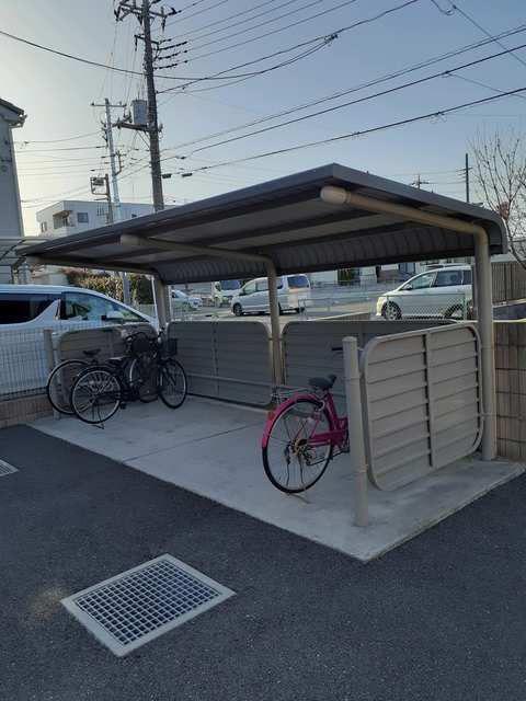 ハウスフリーデ