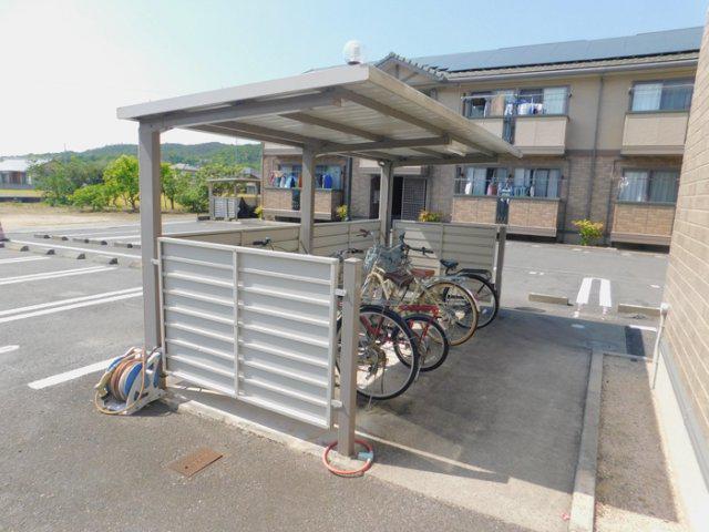 コートタウン西岡B棟