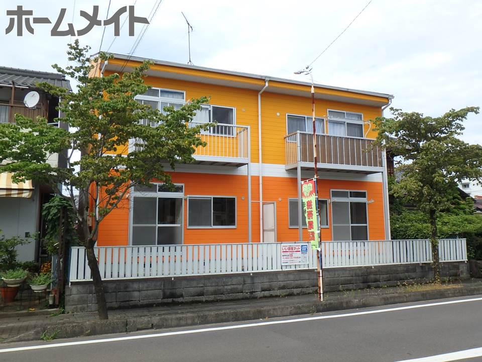 イーストウイング