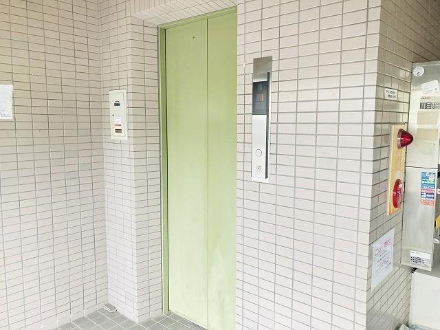 トレビアンビル
