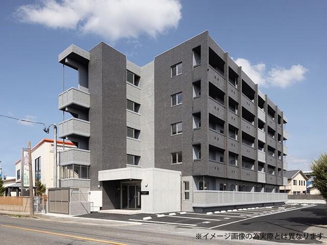 KIRA HIAGARI