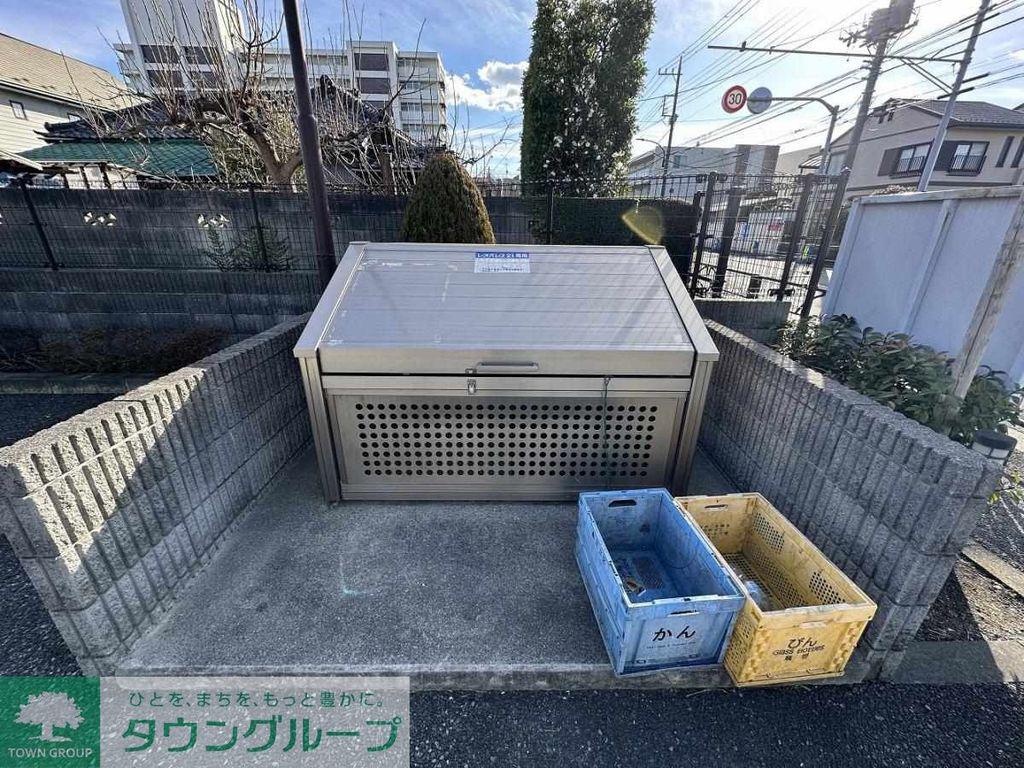 レオパレスK&S