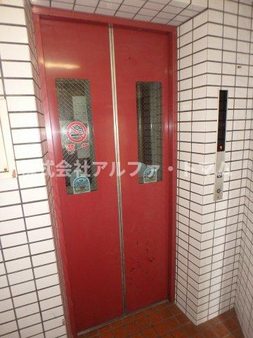岩清尾マンション