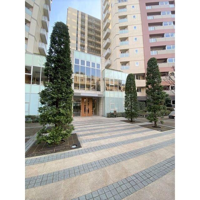 THE OMIYA TOWERS