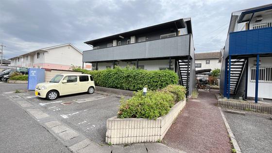 センスフルタウン西王寺II C棟