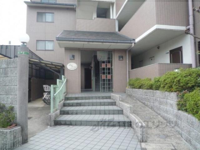 ラルージュ平岡