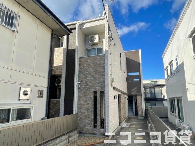 ＪＲ仙石線 小鶴新田駅 徒歩10分 2階建 築12年