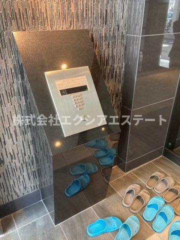 アドバンス西梅田フォルン
