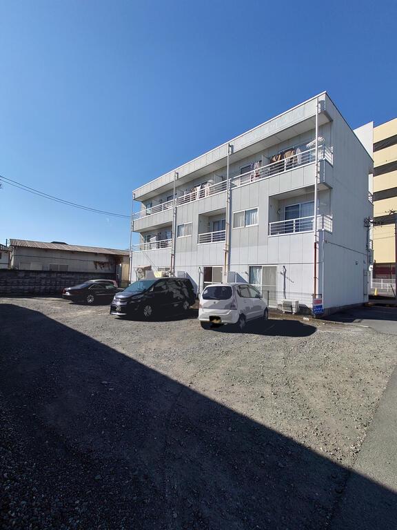 アンビシャス