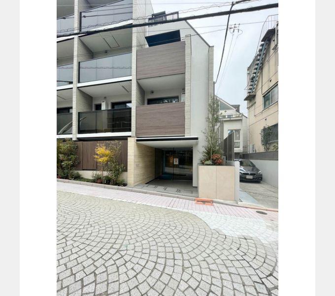 ORME COURT YOTSUYA