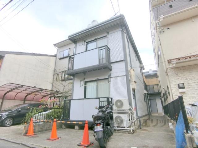 どんぐりハウス