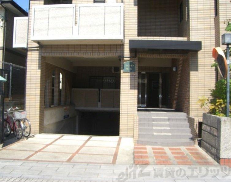 パーシモン本町