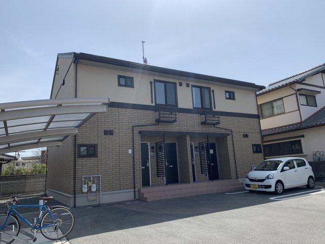 レ ジュネ