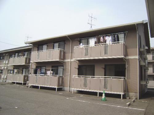 アークヒルズWATANABE IV(2LDK/1階)