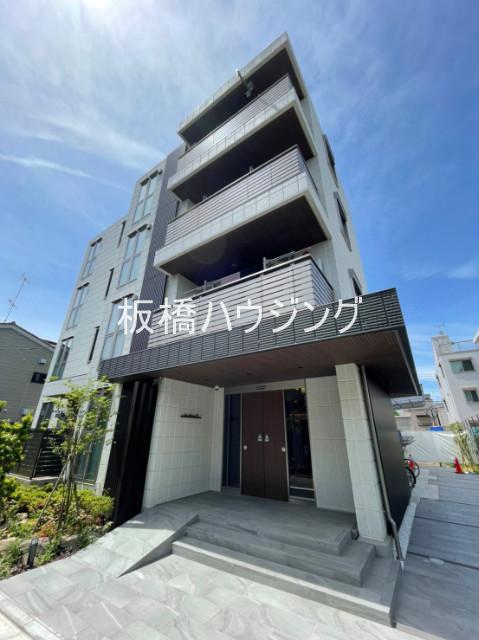 LA MAISON 友