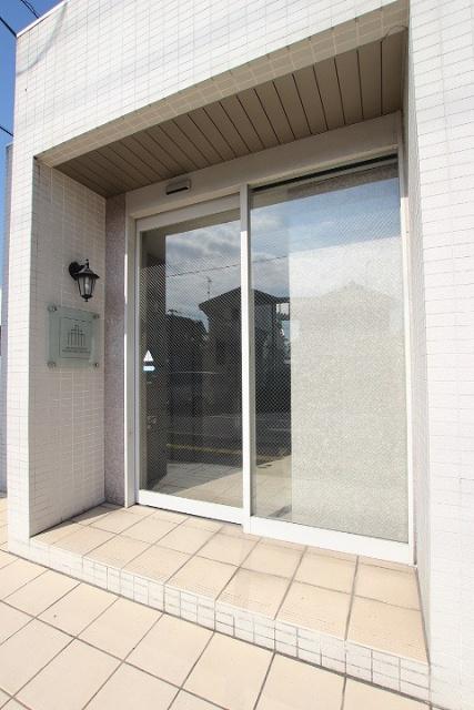 グラビスコート西原駅前