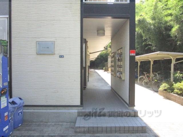 レオパレスツツミ館