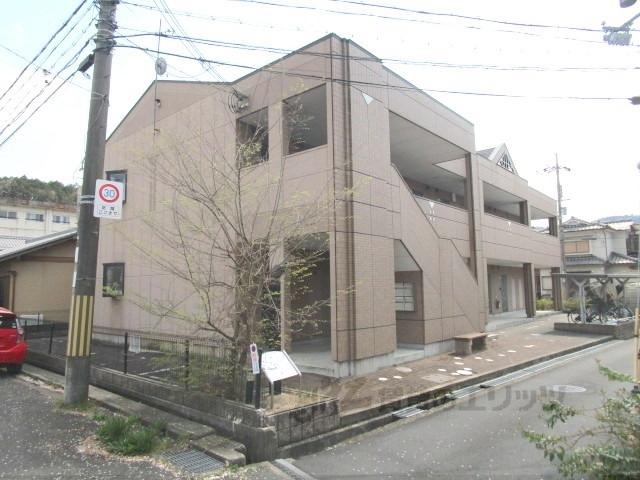 ストリームハイツ・ユアサ(1K/2階)の外観写真