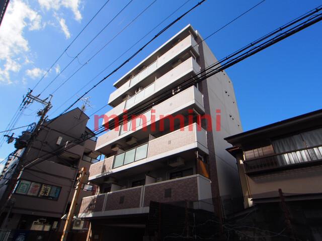 COLLECTION高槻市駅前