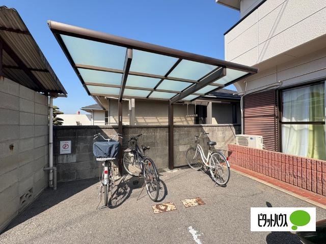 アーバンハウス