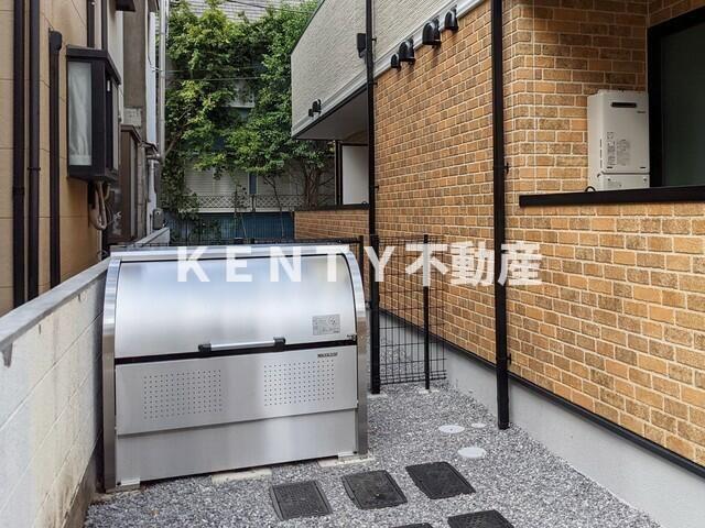 フリージア西小山