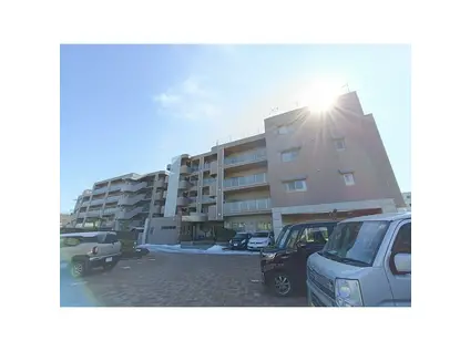 グランドハイツ松本(4LDK/1階)の外観写真