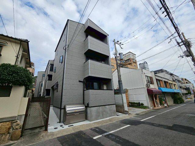 T-SQUARE岡本
