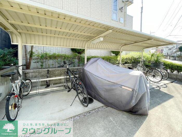 Iヴィレッジイースト
