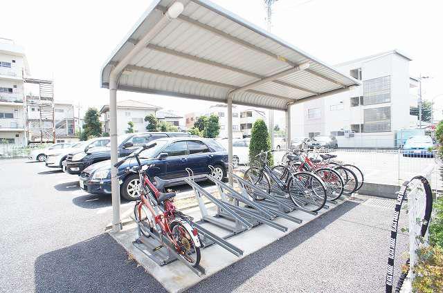 ジュネス東II