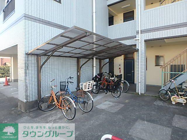 シュロス吉川