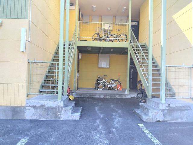 北海道旭川市 2階建 築24年