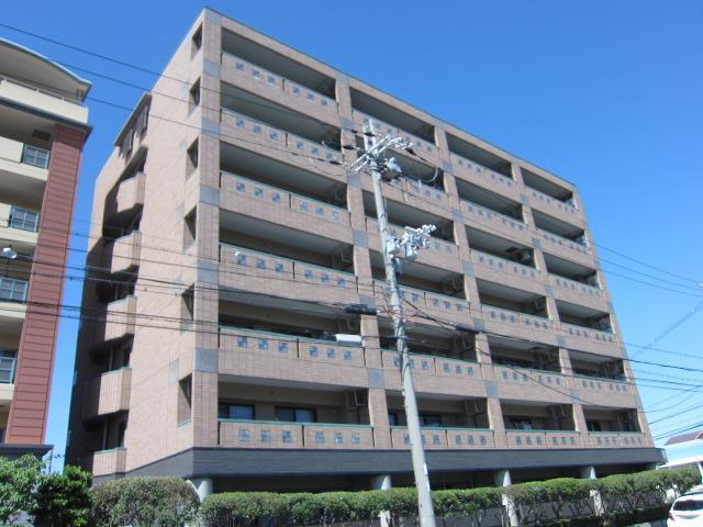 イースト・1