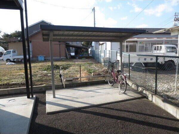 アルティスタF棟