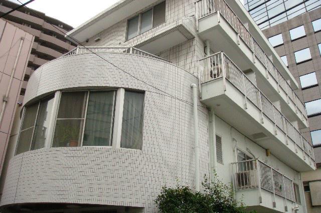 田口ビル3F
