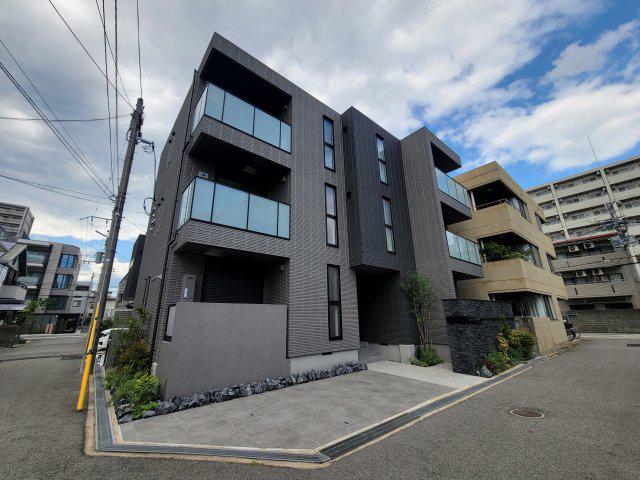 URBAN RISM COURT 西宮北口