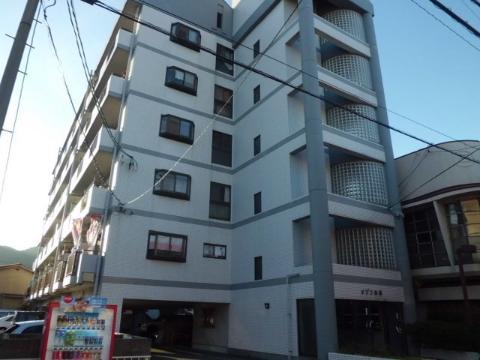 メゾン小郡