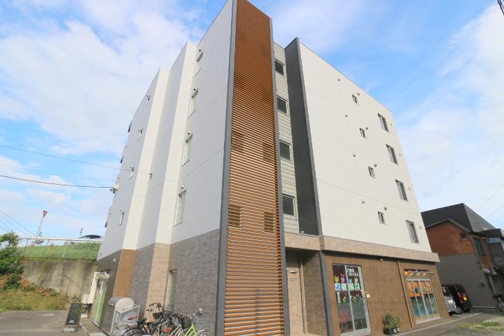 TERRACE NAGISA