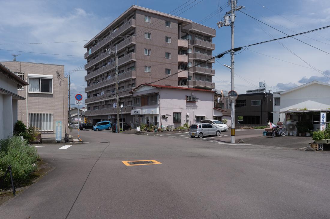 八反ビル