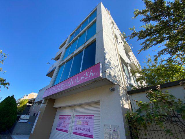シャンボールWAKAKUSA甲南山手駅前