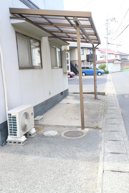 コーポ岡野B棟
